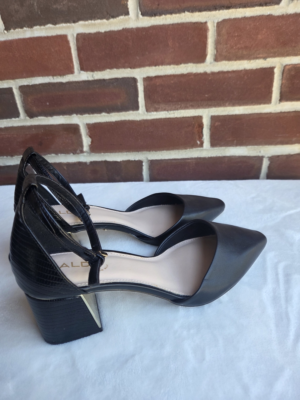 ALDO Tinctum Black Pointed Toe Ankle Strap Block Heels Women’s 7.5 - Picture 2 of 10